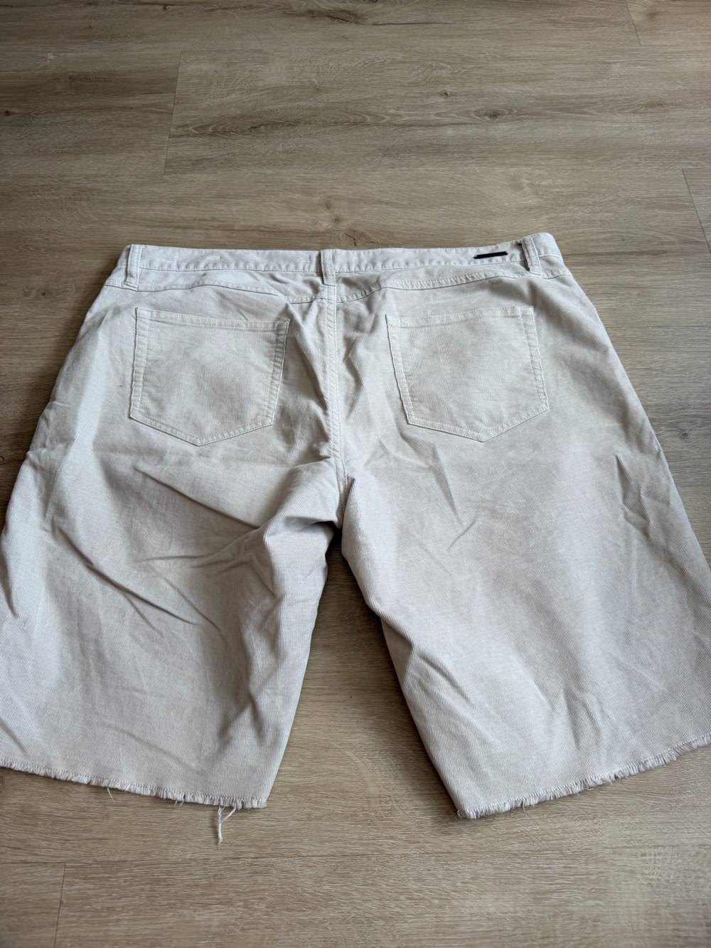 CARVE DESIGNS oahu 10" shorts Sz 12 Tan Cream Organic Cotton - Picture 5 of 7